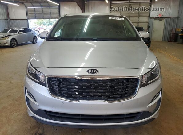 KNDMB5C13M6662199 2021 KIA SEDONA Silver Vista frontal