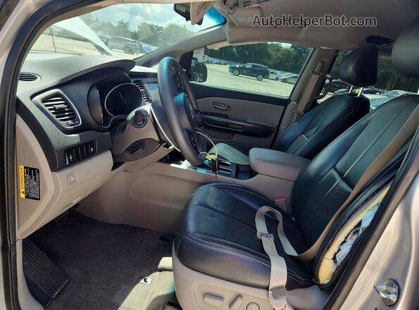 KNDMB5C13M6673509 2021 KIA SEDONA Silver Вид салону спереду