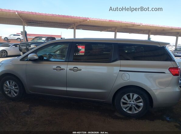 KNDMB5C14H6227987 2017 KIA SEDONA Beige 360 interior view