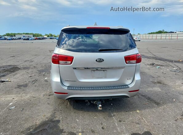 KNDMB5C14H6251898 2017 KIA SEDONA Silver Вид ззаду