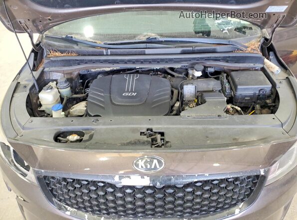KNDMB5C14J6350906 2018 KIA SEDONA Коричневый Вид задней части салона