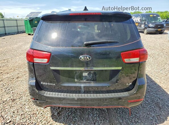 KNDMB5C15G6092095 2016 KIA SEDONA Black Rear view