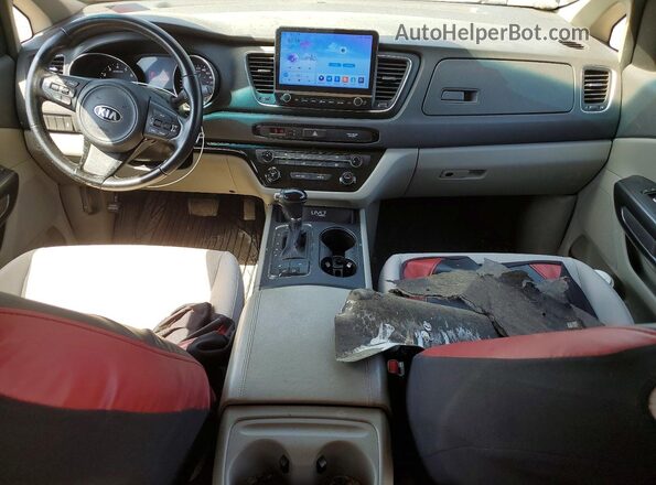 KNDMB5C15G6092095 2016 KIA SEDONA Black Dashboard view