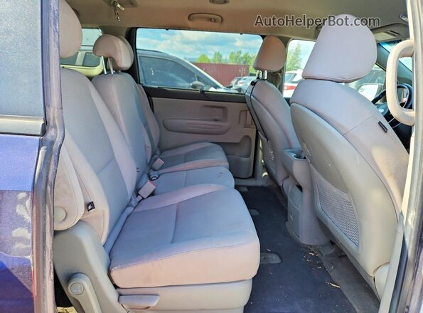 KNDMB5C15J6354415 2018 KIA SEDONA Blue Widok wnętrza z tyłu