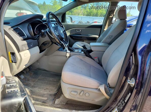 KNDMB5C15J6354415 2018 KIA SEDONA Blue Widok wnętrza z przodu
