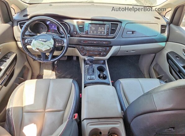 KNDMB5C16H6251269 2017 KIA SEDONA Gray Dashboard view