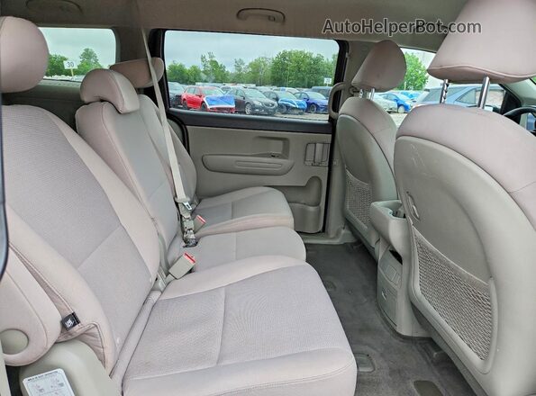 KNDMB5C16J6348607 2018 KIA SEDONA Коричневый Вид задней части салона