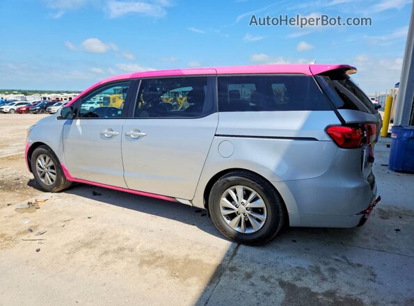 KNDMB5C16J6368081 2018 KIA SEDONA Silver Tył lewy