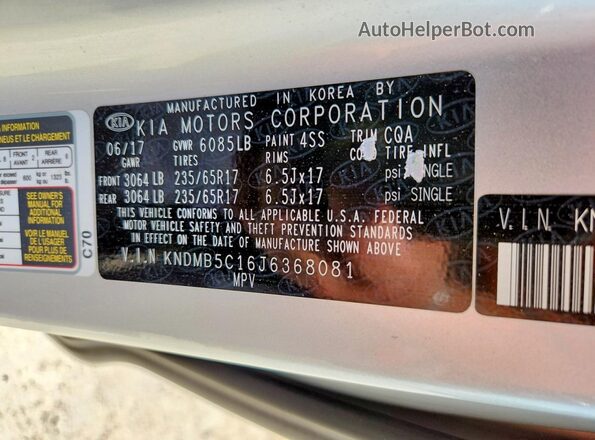 KNDMB5C16J6368081 2018 KIA SEDONA Silver Widok naklejki z numerem VIN
