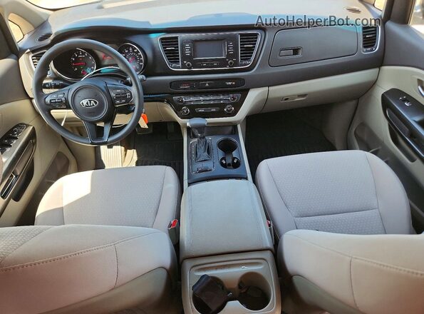 KNDMB5C16J6368081 2018 KIA SEDONA Silver Widok deski rozdzielczej