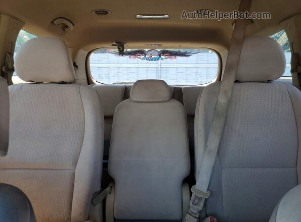 KNDMB5C17J6397394 2018 KIA SEDONA Burgundy Widok tylnych siedzeń