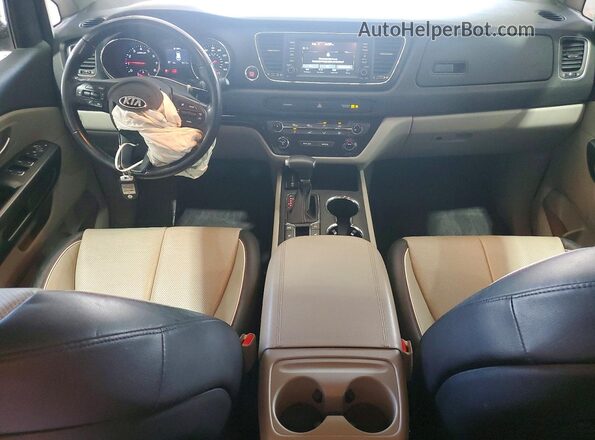 KNDMB5C17L6646859 2020 KIA SEDONA Black Widok deski rozdzielczej