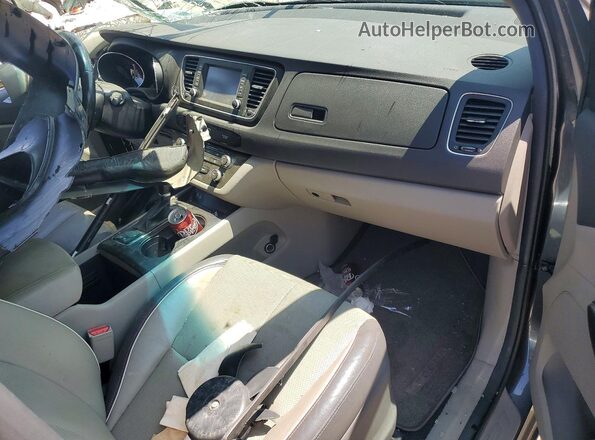 KNDMB5C18H6316025 2017 KIA SEDONA Gray Вид панелі приладів