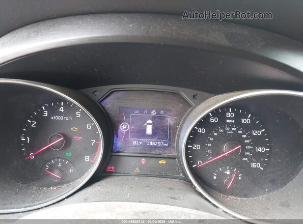 KNDMB5C19H6242727 2017 KIA SEDONA Gold Вид задніх сидінь