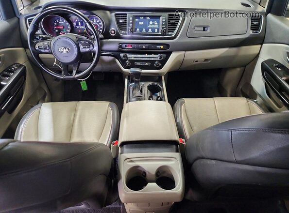 KNDMB5C19H6333335 2017 KIA SEDONA Maroon Вид панелі приладів