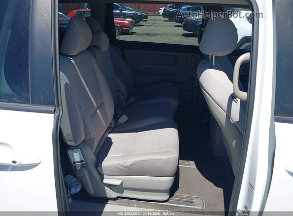 KNDMB5C19K6567434 2019 KIA SEDONA White Vista de la etiqueta del VIN