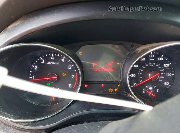 KNDMB5C1XG6094831 2016 KIA SEDONA Silver Вид щитка приладів