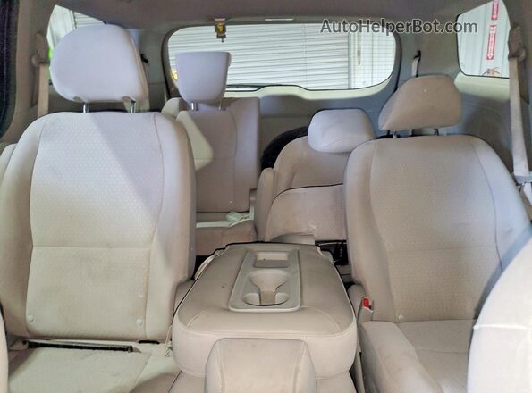 KNDMB5C1XG6185839 2016 KIA SEDONA Gray უკანა სავარძლების ხედი