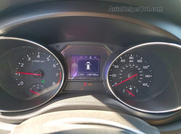KNDMB5C1XH6321033 2017 KIA SEDONA Burgundy Instrument cluster view