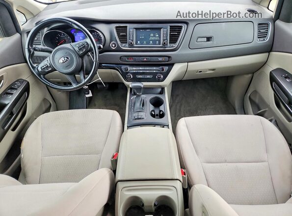 KNDMB5C1XH6323641 2017 KIA SEDONA White Widok deski rozdzielczej