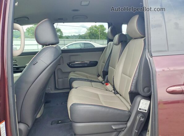 KNDMC5C14G6180939 2016 KIA SEDONA Burgundy Вид задньої частини салону