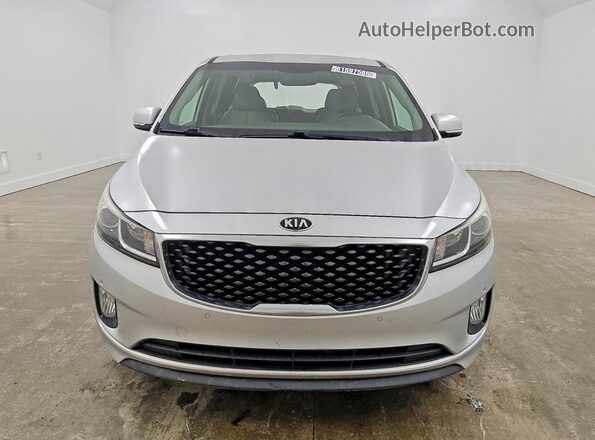 KNDMC5C15J6348093 2018 KIA SEDONA Silver Вид спереду