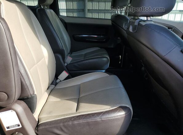 KNDME5C13H6282633 2017 KIA SEDONA White Widok wnętrza z tyłu
