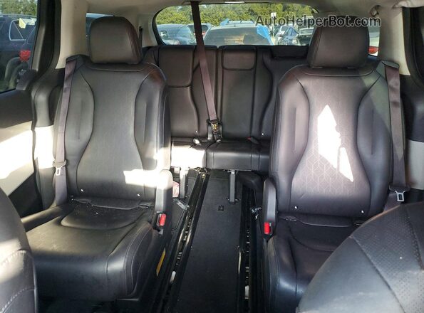 KNDNB4H32N6094330 2022 KIA CARNIVAL Black Вид задніх сидінь