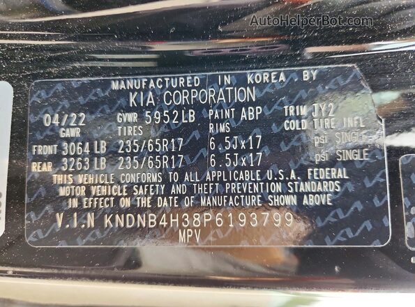 KNDNB4H38P6193799 2023 KIA CARNIVAL Black VIN կոդի պիտակի տեսք