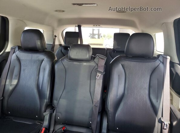 KNDNB4H39P6192841 2023 KIA CARNIVAL White Вид задніх сидінь