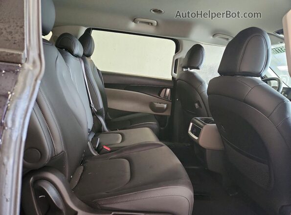 KNDNB5K31V6656751 2027 KIA CARNIVAL Синий Вид задней части салона