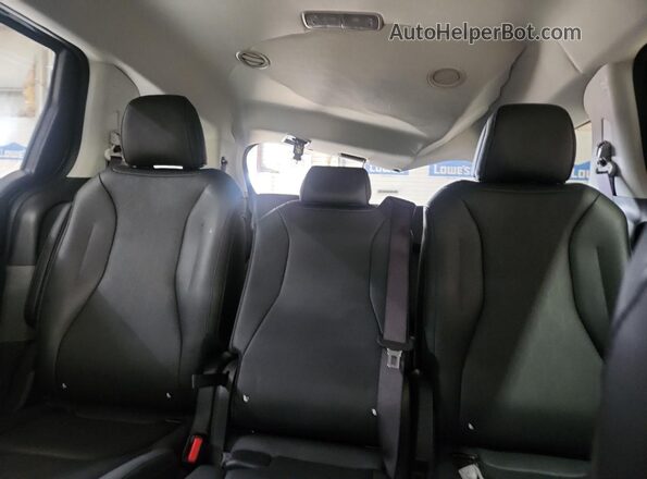 KNDNB5K38T6630466 2026 KIA CARNIVAL Gray 