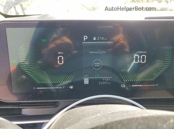 KNDNB5KA7T6128157 2026 KIA CARNIVAL Blue Instrument cluster view