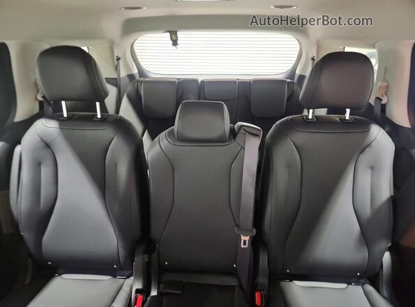 KNDNB5KAXV6194902 2027 KIA CARNIVAL Gray 