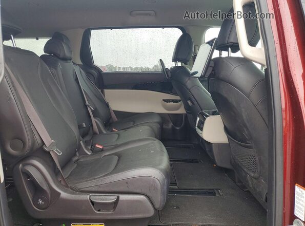 KNDNE5H35N6083285 2022 KIA CARNIVAL Red Vista interior trasera