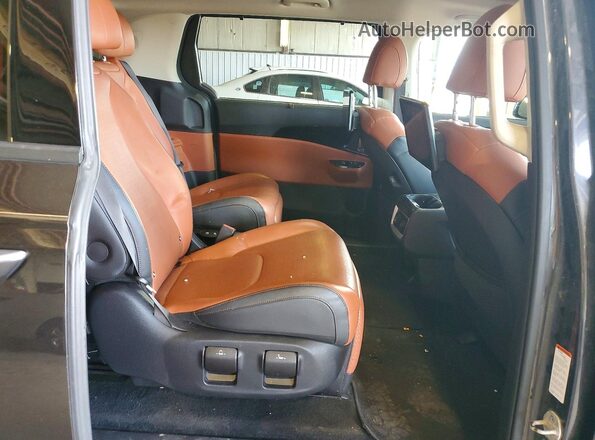 KNDNE5H36N6080556 2022 KIA CARNIVAL Черный Вид задней части салона