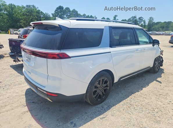 KNDNE5H38R6337755 2024 KIA CARNIVAL White Задня права чверть