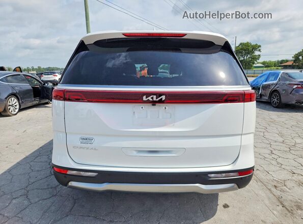 KNDNE5H39R6339062 2024 KIA CARNIVAL White Rear view