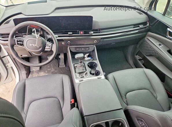 KNDNE5K32T6594829 2026 KIA CARNIVAL Белый Вид панели приборов