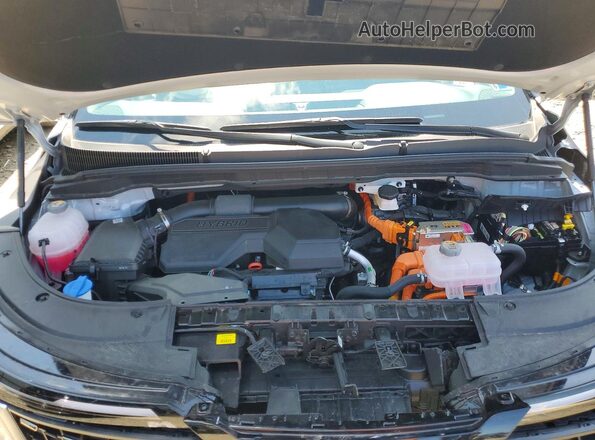 KNDNE5KA2S6078838 2025 KIA CARNIVAL Silver Vista del compartimento del motor