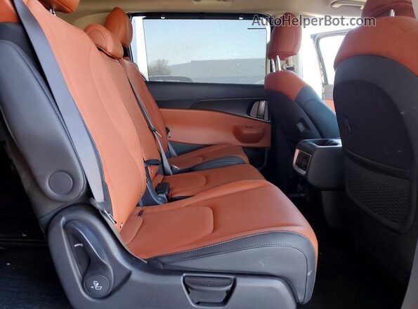 KNDNE5KA7S6079287 2025 KIA CARNIVAL Black Rear seats view