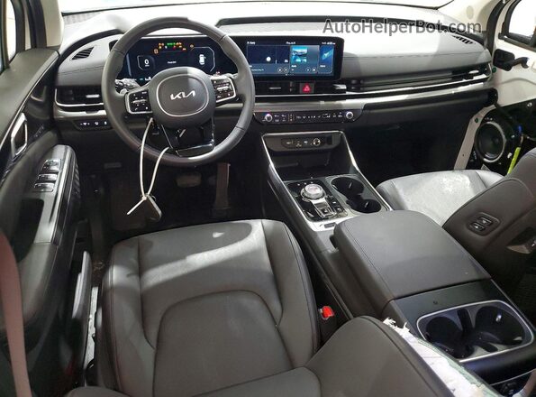 KNDNE5KA8T6117840 2026 KIA CARNIVAL White წინა პანელის ხედი