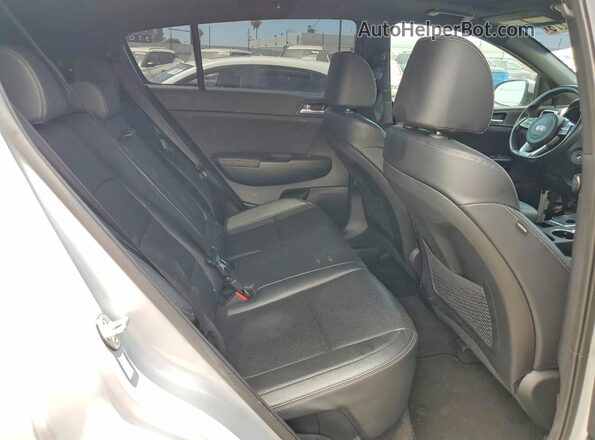 KNDP63AC1M7936469 2021 KIA SPORTAGE Silver Rear interior view