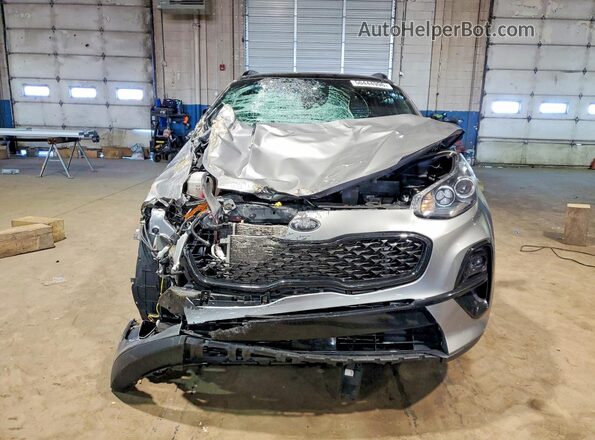 KNDP63AC8N7021961 2022 KIA SPORTAGE Silver Widok z przodu