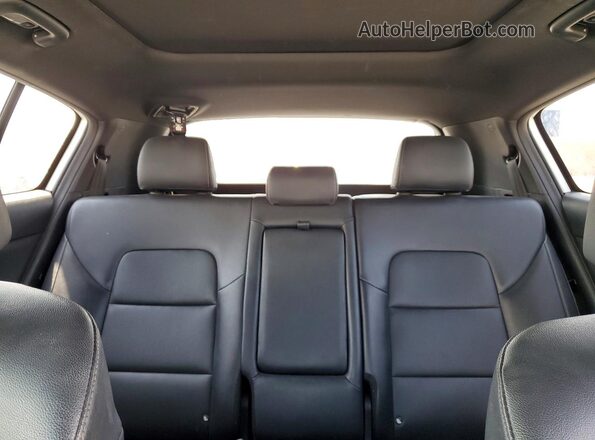 KNDP63AC9M7871211 2021 KIA SPORTAGE White უკანა სავარძლების ხედი