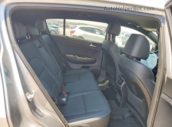 KNDP6CAC2M7857778 2021 KIA SPORTAGE Серебряный Вид задних сидений