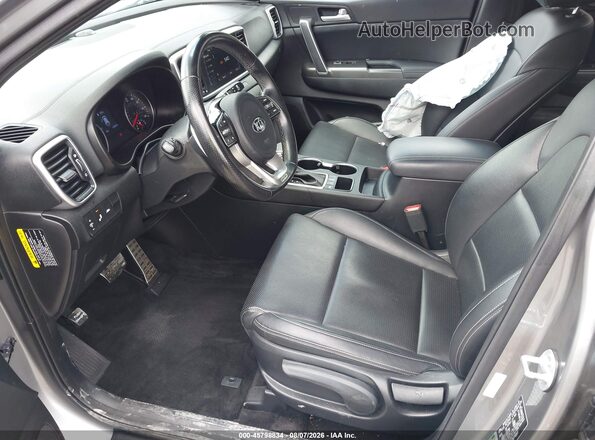 KNDP6CAC5L7748147 2020 KIA SPORTAGE Gray Вид салону спереду