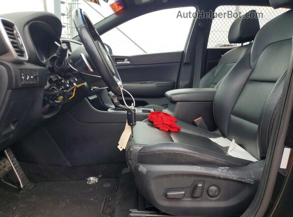 KNDP6CAC5N7975907 2022 KIA SPORTAGE Черный Вид салона спереди