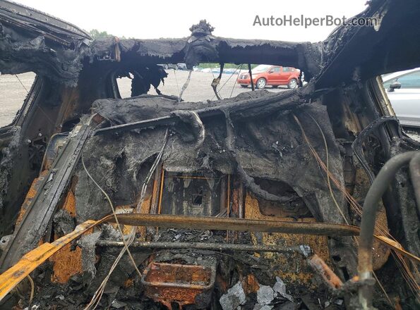 KNDP6CAC7L7835371 2020 KIA SPORTAGE Пожар Вид задних сидений