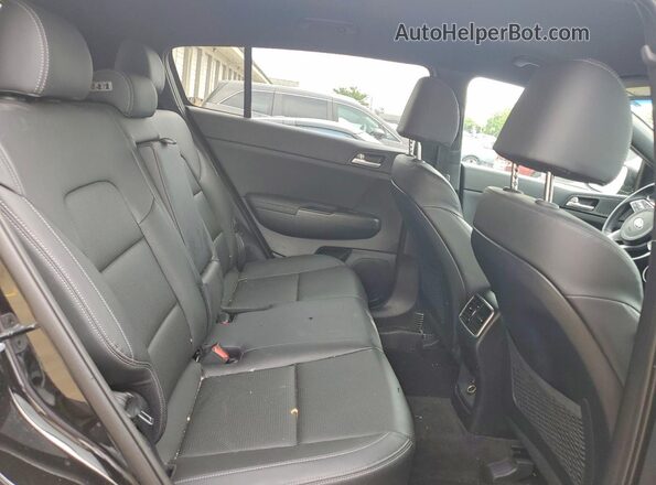 KNDP6CAC9L7708167 2020 KIA SPORTAGE Black Вид задньої частини салону